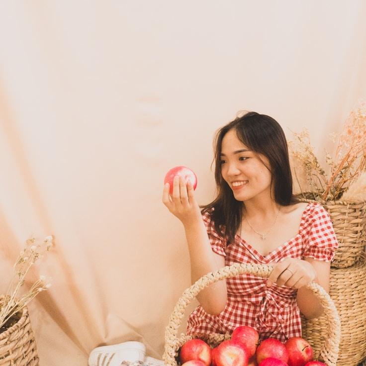 Prithvi Khandelwal, Client Relations Director, discussing corporate gifting strategy with business clients